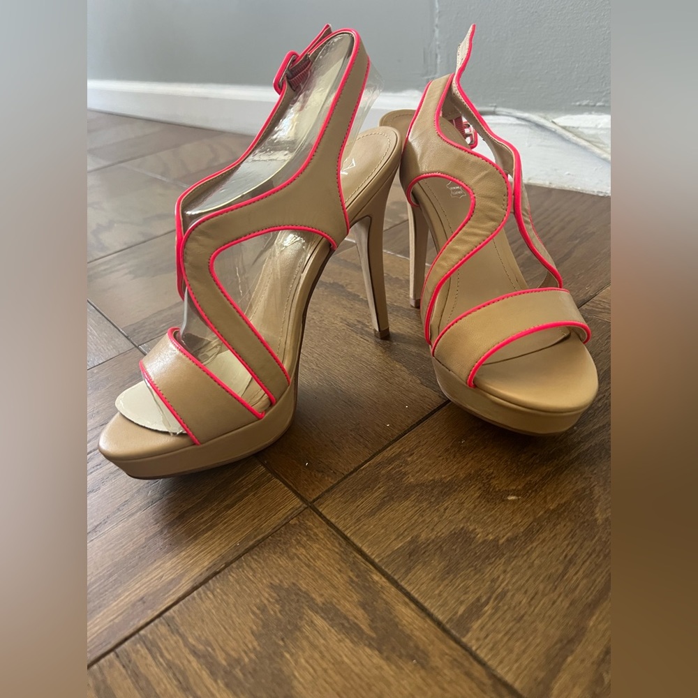 Brand New Aldo platform peep toe